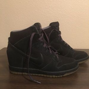 Women’s 6.5 Nike Wedge Sneakers Black Suede